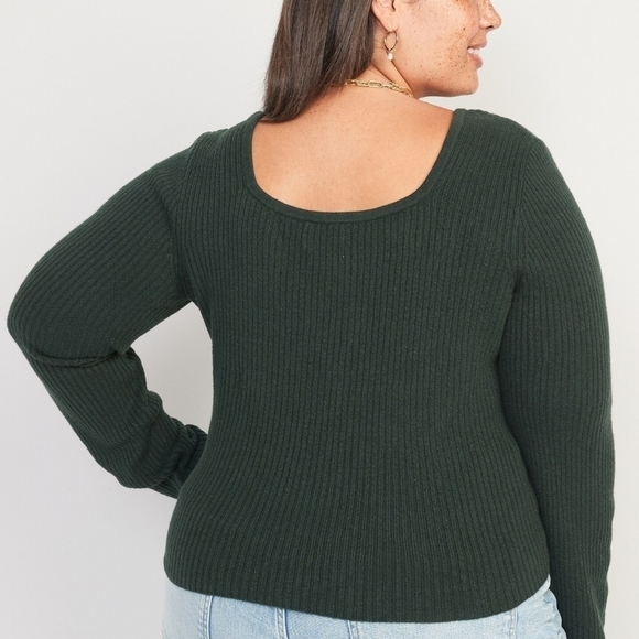 3X • Old Navy • Fitted Cropped Square-Neck Rib-Knit Sweater - Picture 2 of 3